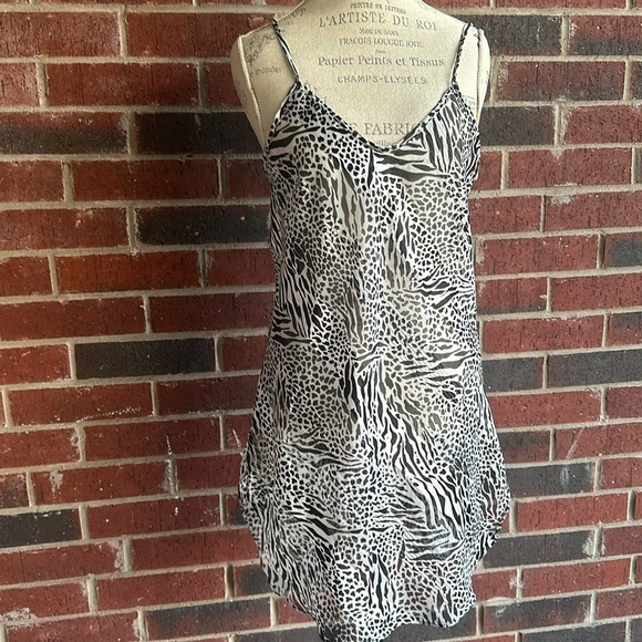 Animal Print Gown    BBB1 - Picture 1 of 4